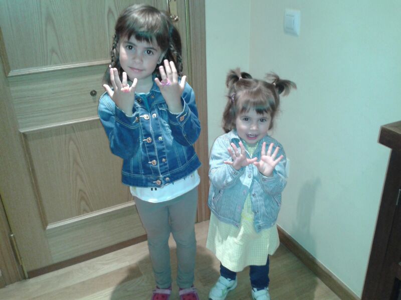 Aroa i Carla amb la XN2000