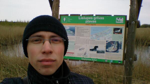 Twitter : @AgnisBuss (Agnis Bušs)