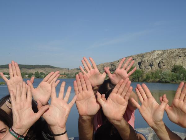 Twitter : @CENTROCAMPILLO (CENTRO EL CAMPILLO)