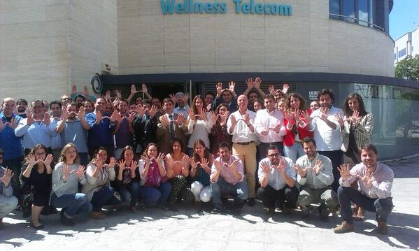 Twitter : @wellnesstelecom (Wellness Telecom )