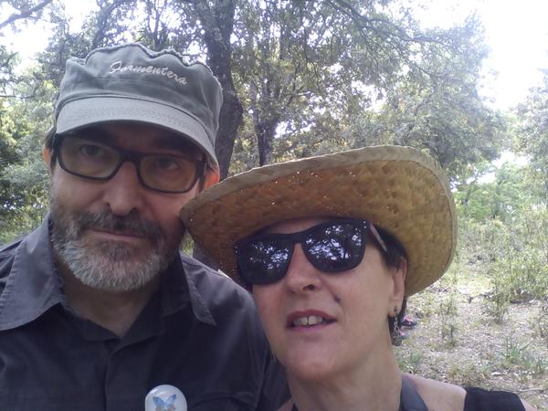 Twitter : @Arturolarena (Arturo Larena)