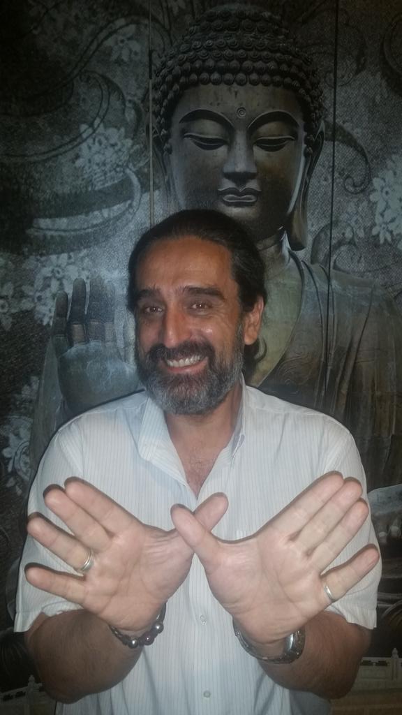 Twitter : @LuisGuijarro72 (Luis Guijarro)