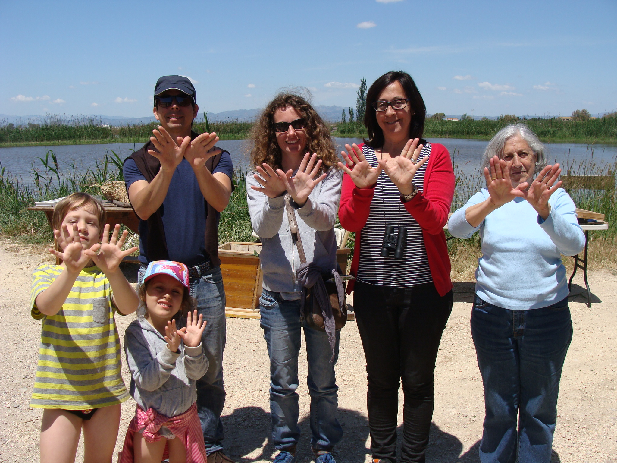 Visitantes en la siembra de la Arrozvolución en la Reserva Riet Vell de SEO/BirdLif en el Delta del Ebro