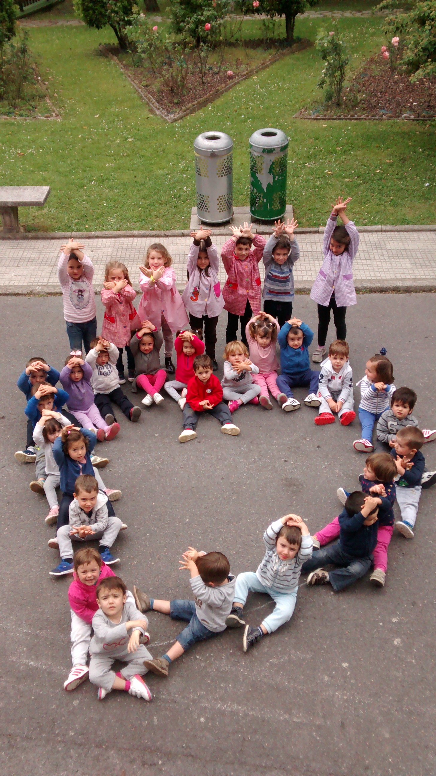 construimos con las manos un mundo mejor