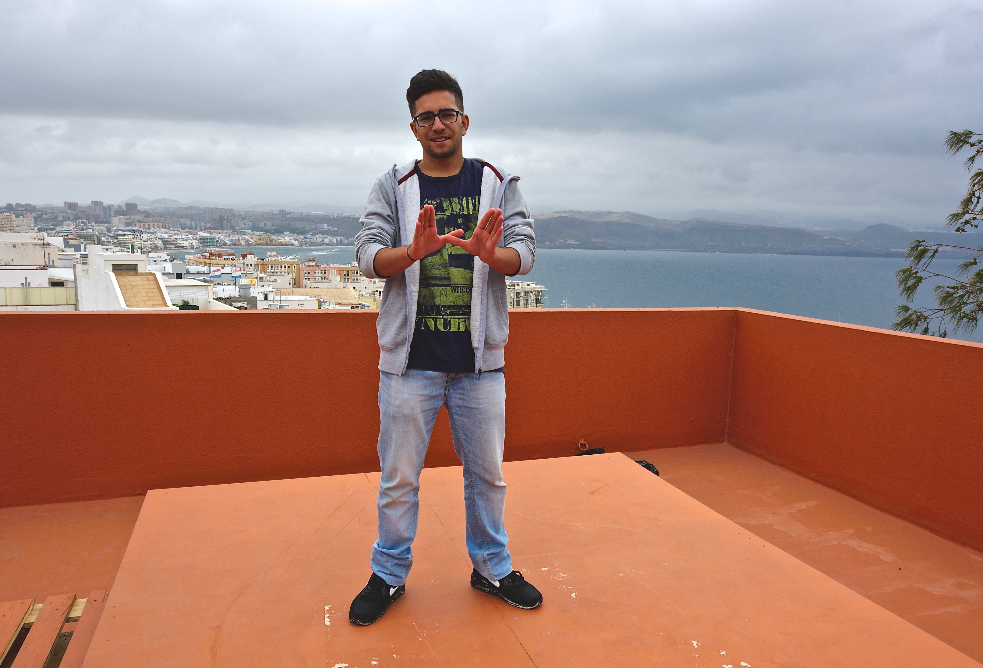 IES NUEVA ISLETA – TONY GALLARDO